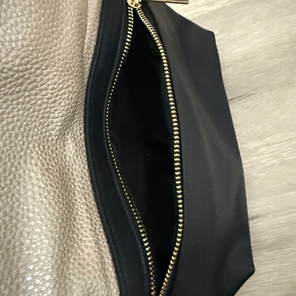 VERSACE Authentic NWOT Black and Gold Parfume Clutch/Bag - Picture 13 of 15